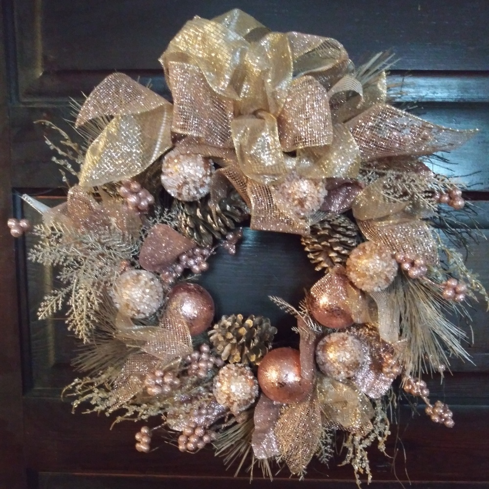 Rose gold wreath